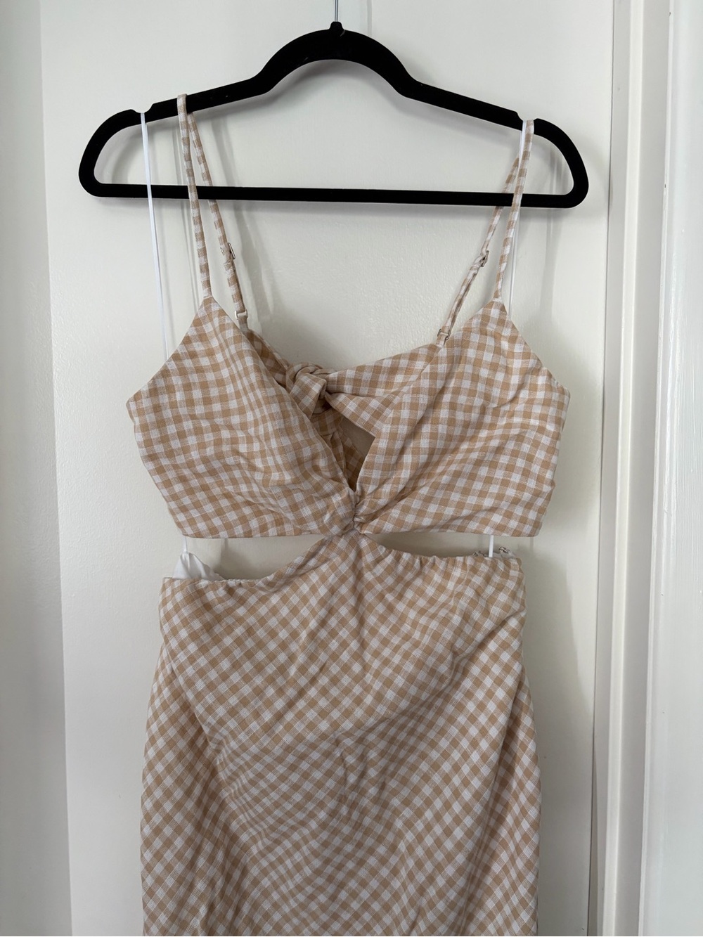 Abercrombie & Fitch Beige and White Gingham Cutout Midi Dress